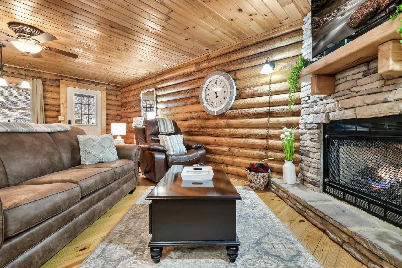 Villa Bear Nakid à Pigeon Forge Extérieur photo